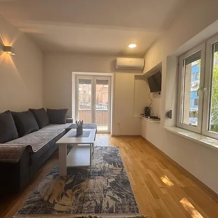 Central Point Sarajevo Apartments * Szarajevó
